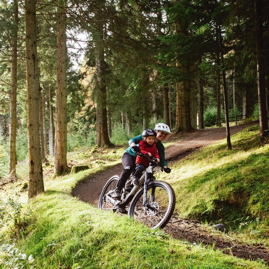 Shop outdoors and sports